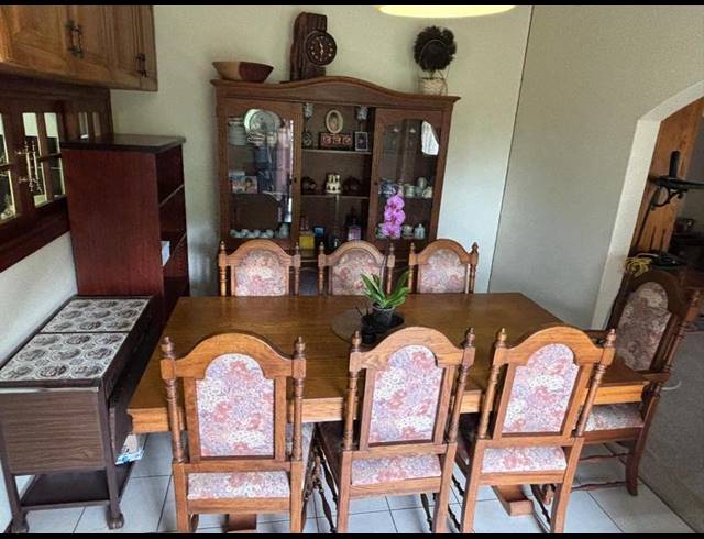 4 BEDROOM HOUSE FOR SALE IN CHILTERN HILLS